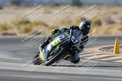 media/Nov-16-2024-CVMA (Sat) [[0e4bb1f32f]]/Race 8-Supersport Middleweight/